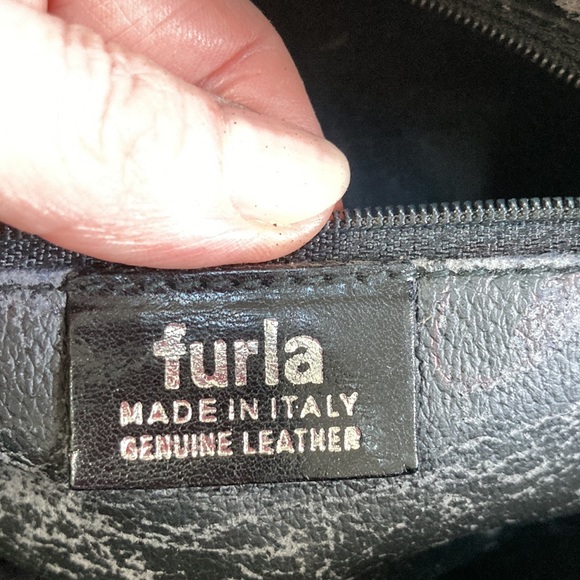 Furla Mock Croc crossbody in black - Picture 12 of 12